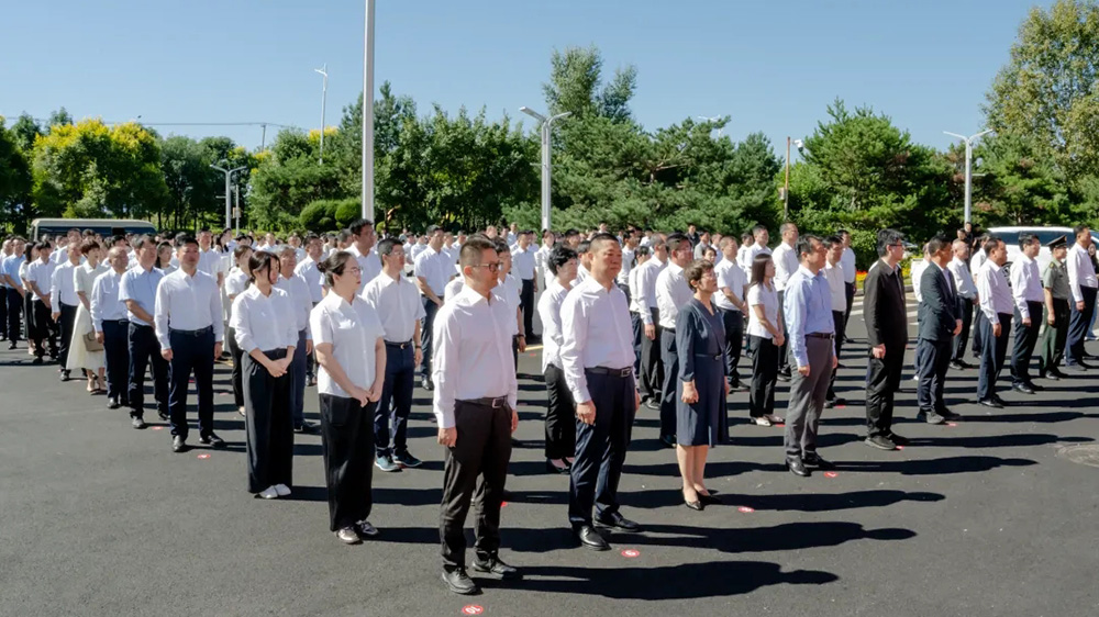 鑄牢中華民族共同體意識延邊歷史文化陳列開展儀式現場.jpg